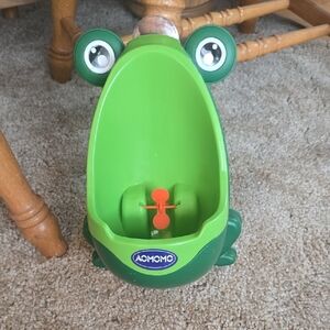 Green Frog Potty Training Urinal for Kids